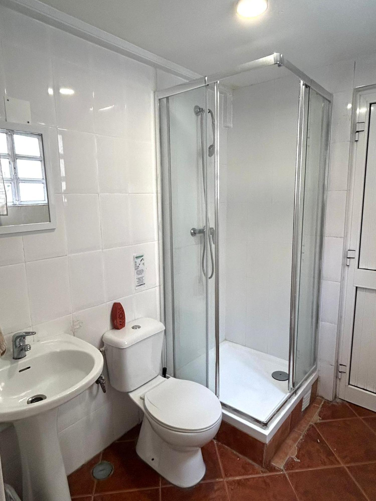 Shared Apartment With Bright Private Patio In Lisboa Exterior photo